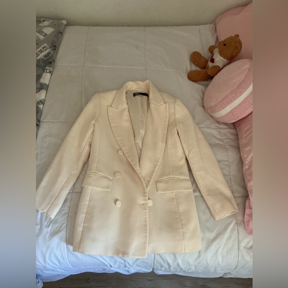 Zara Cream Double-Breasted Blazer